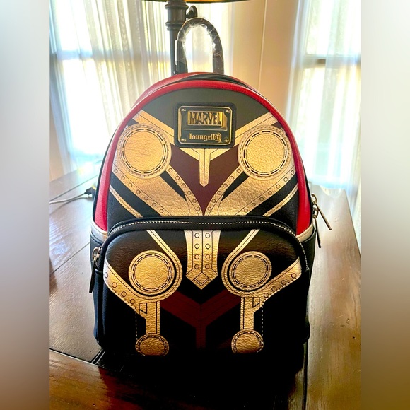 LOUNGE FLY Mini Backpack - Marvel Thor: Love & Thunder - Picture 1 of 3